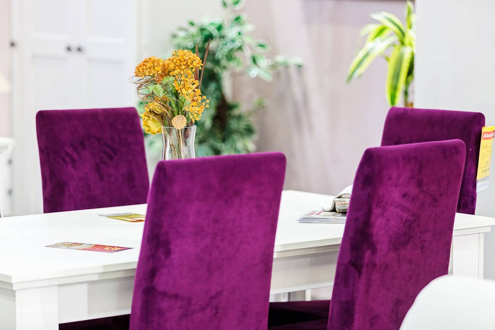 pokrowce-na-krzesla-a-styl-wnetrza-jak-dobrac-je-do-aranzacji_wp