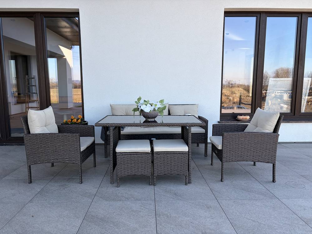 brazowy_zestaw_z_technorattanu_z_pufami_bari_garden_point_meble_technorattanowe_21460_wp