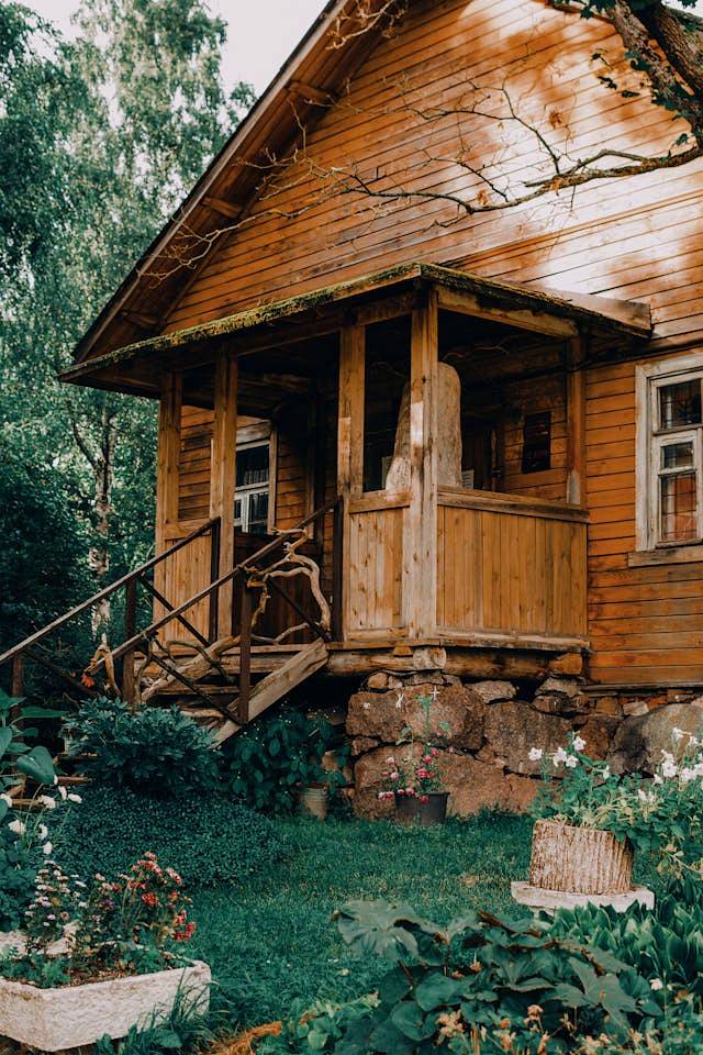 starydrewnianydomekzogrodem_wp